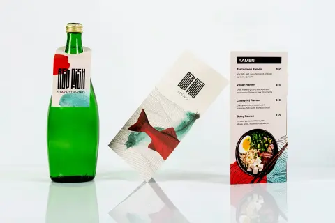 Spis potraw menu restauracji Red Fish z propozycjami ramenów.